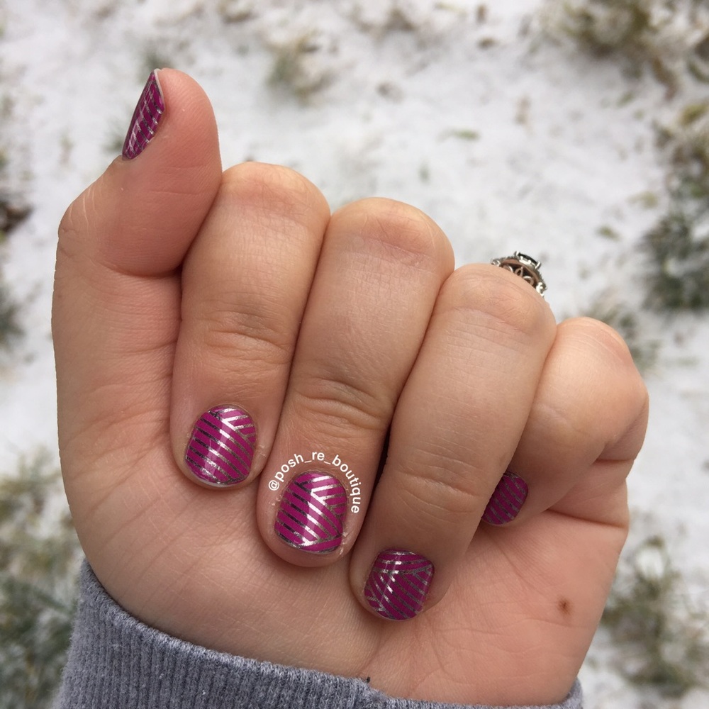 NIP retired Jamberry Purple & Silver Crisscross